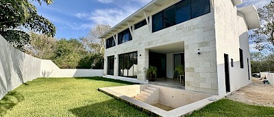 Residencia en Yucatán Country Club, mod. Kutz 36