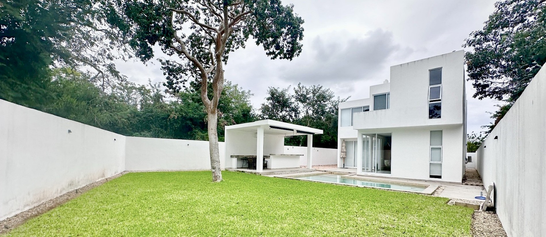 Residencia en Blanca mod. 2048