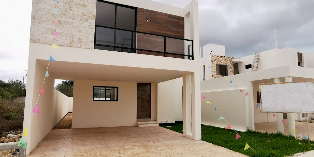 MORERA | Residencias y lotes en la zona de Cholul
