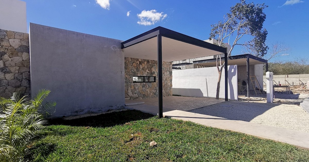 OVIEDO · Residencias y lotes en Cholul