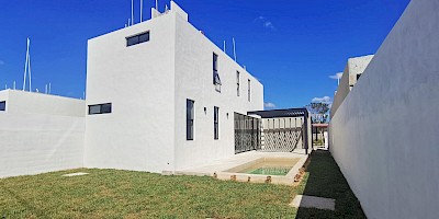 Residencia en Oviedo Cholul, mod. Tzalam