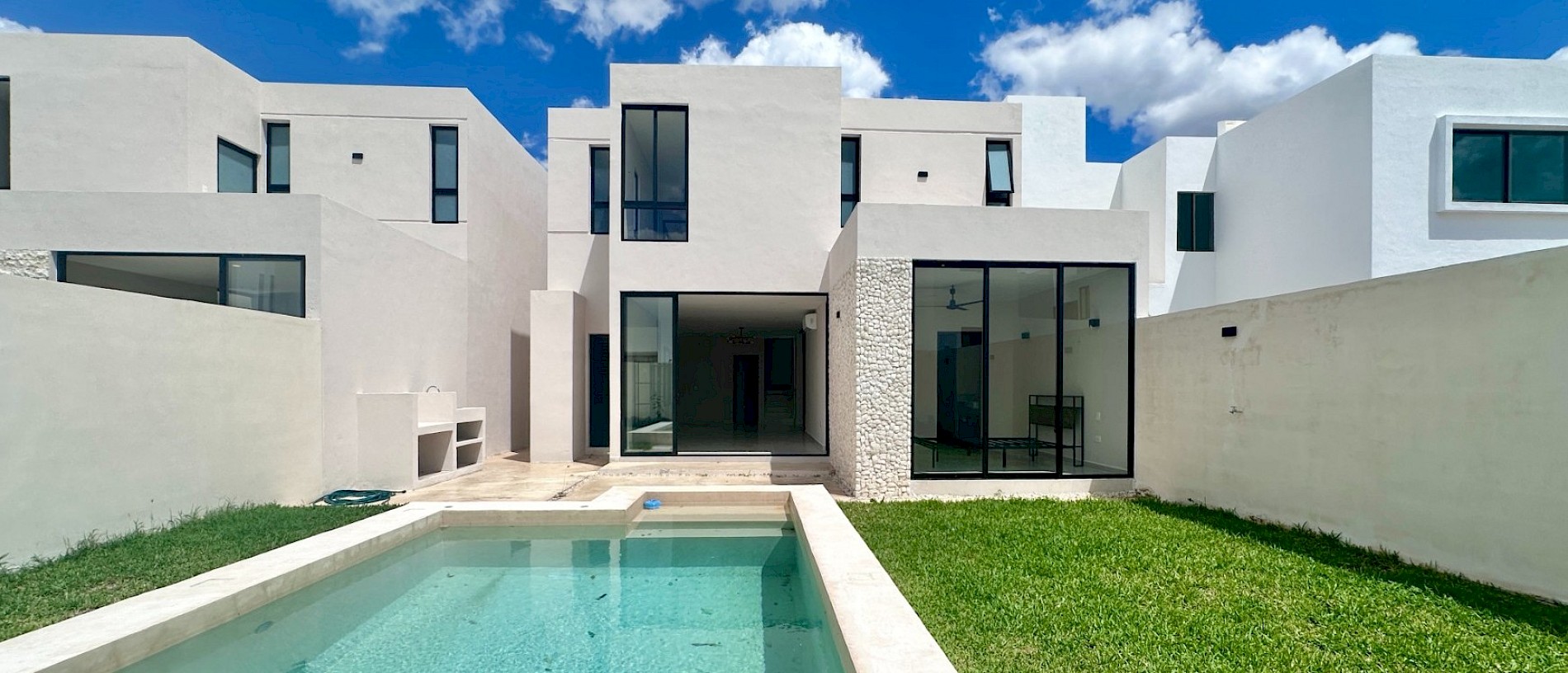 Residencias en Zenara en Xcanatún, mod. Atessa