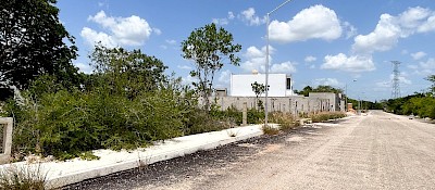 Terreno en Cumbres Dzityá, mod. S