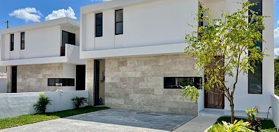 Residencia en Grand Muré - Dzityá