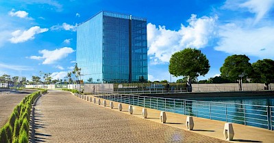 Oficinas en Vía Montejo, mod. Torre Uno