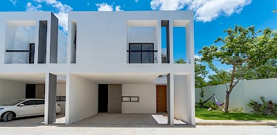 Townhouse Ayrea, Cholul