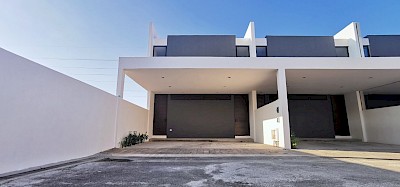 Townhouses Xcanatún